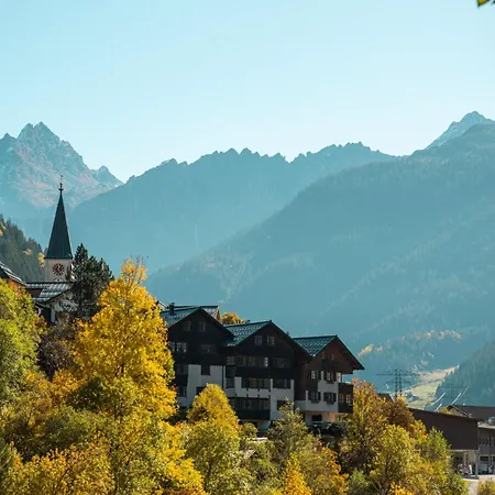 - By Pferd Auf Wolke * Gaschurn